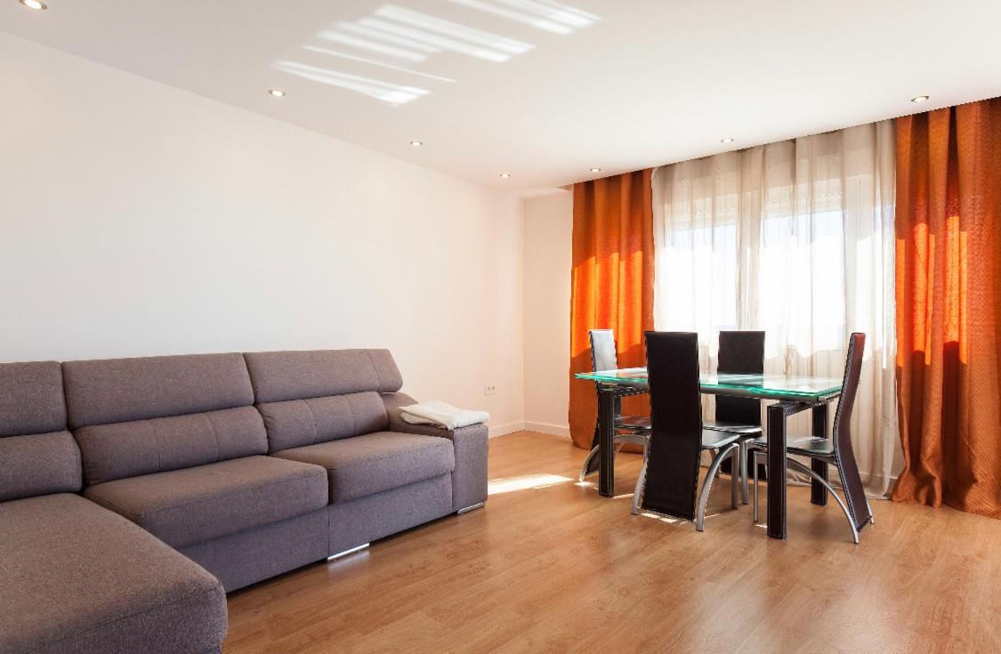 Ferienwohnung Apartamento Agua Y Mar Aguadulce  Exterior foto